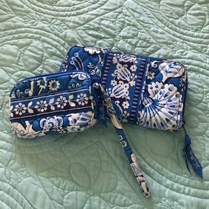 Vera Bradley set wallet & wristlet. Blue Lagoon.